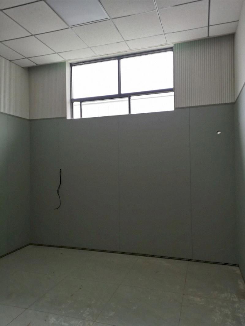 掌握吊頂穿孔吸音板施工工藝，提升空間音效體驗(yàn)