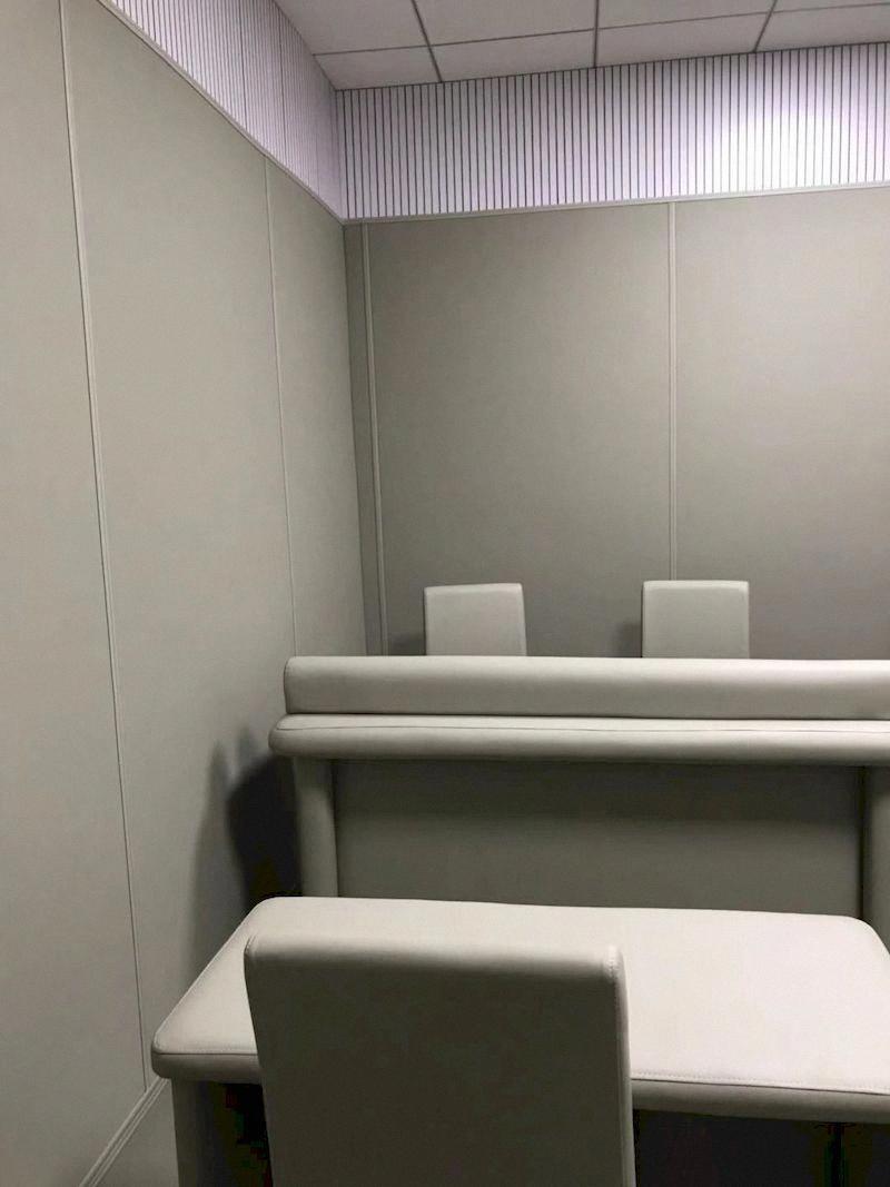 礦棉板